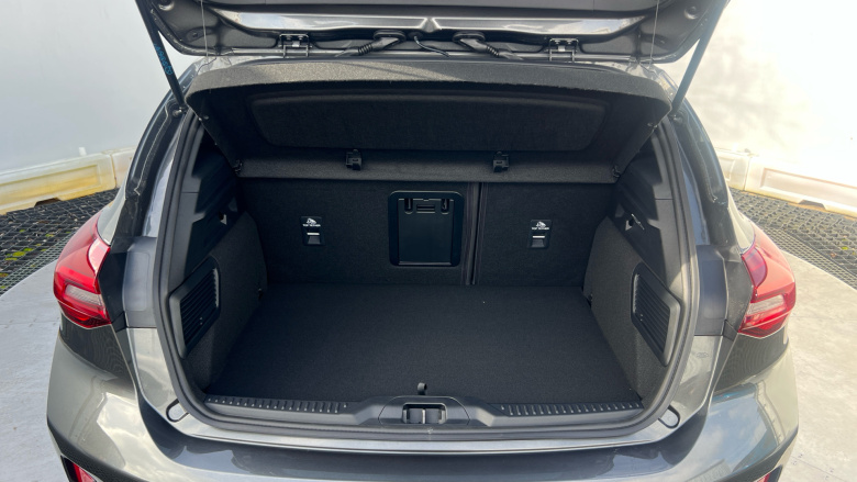 Ford Focus 1.0 EcoBoost Hybrid mHEV 155 ST-Line X Ed 5dr Auto Petrol Hatchback